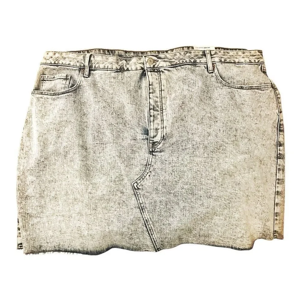 Old Navy Plus Size Denim Knee Length Skirt Size‎ 26 NWT-SALE!